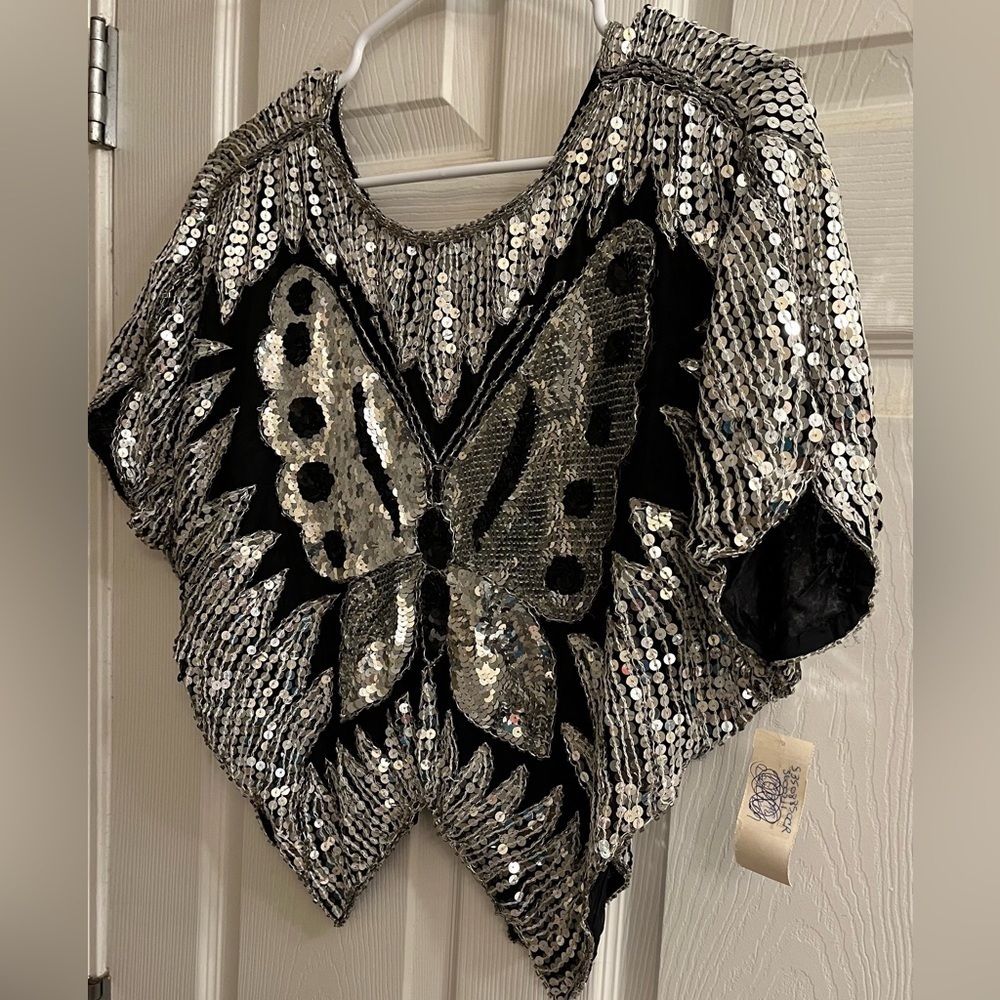 VINTAGE~SILK SEQUIN BUTTERFLY BLOUSE~26X24~ NWT - Picture 7 of 10